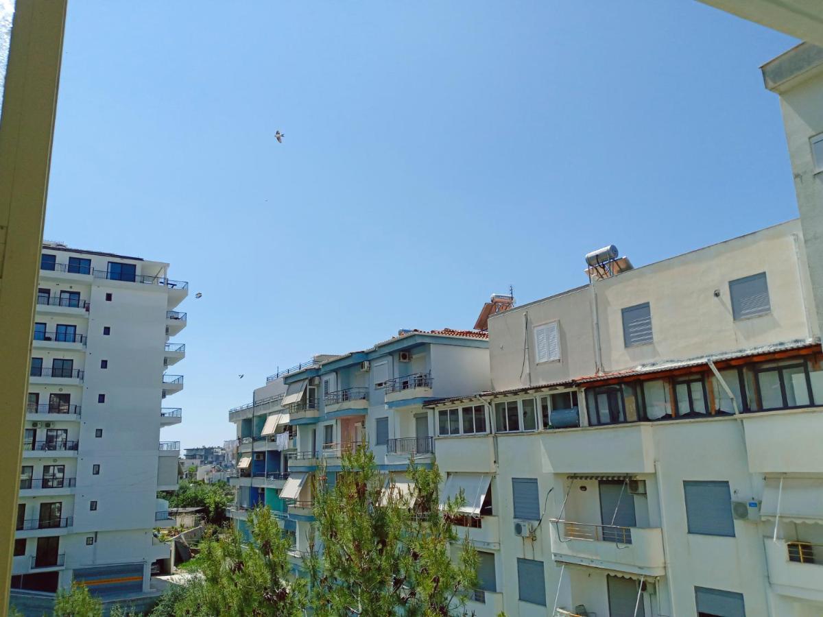 סרנדה Kristi Apartment 2 Min To Sea Netflix & Espresso Station מראה חיצוני תמונה