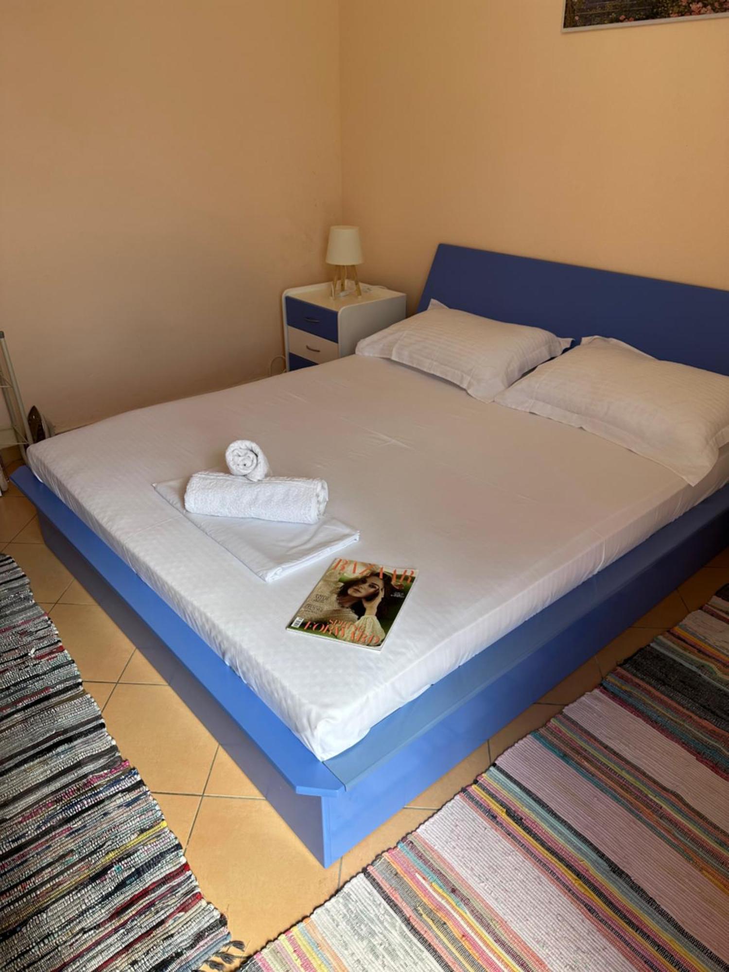 סרנדה Kristi Apartment 2 Min To Sea Netflix & Espresso Station מראה חיצוני תמונה