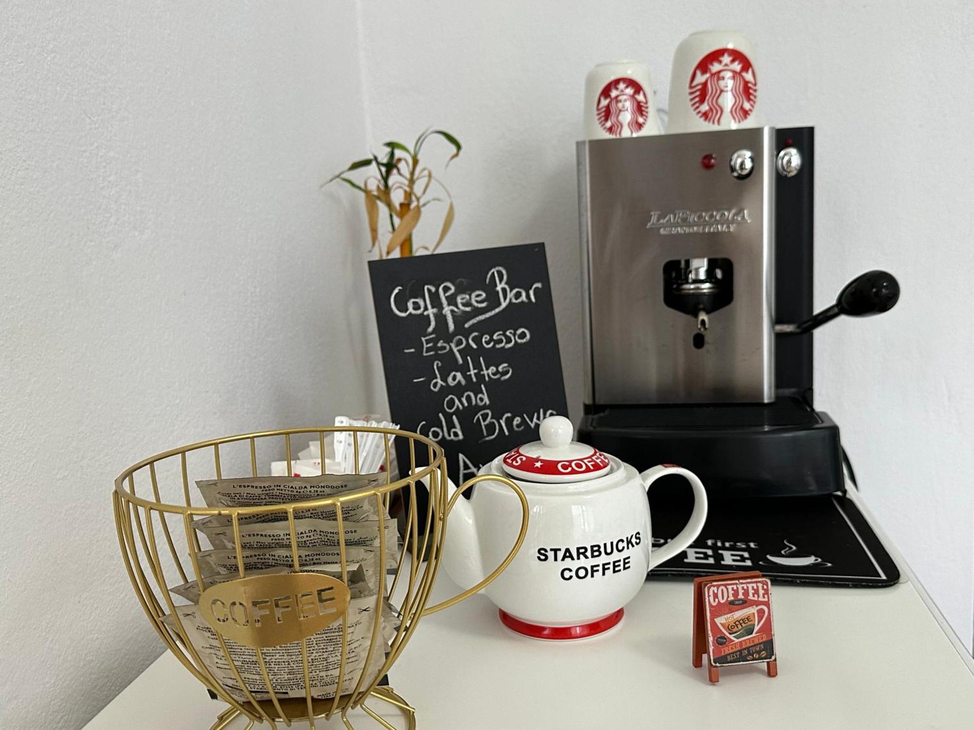 סרנדה Kristi Apartment 2 Min To Sea Netflix & Espresso Station מראה חיצוני תמונה
